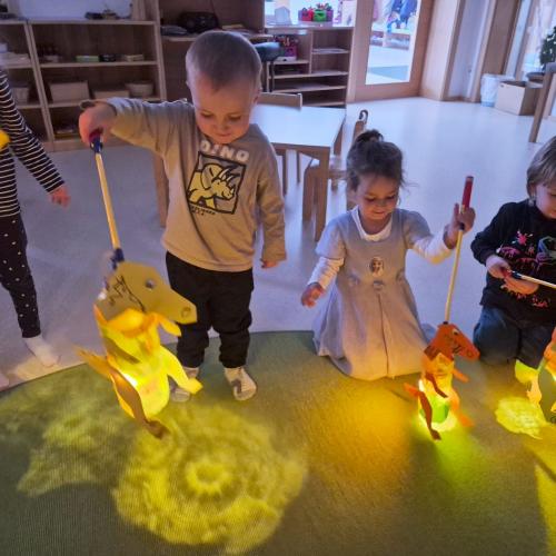 Kinder mit der Laterne