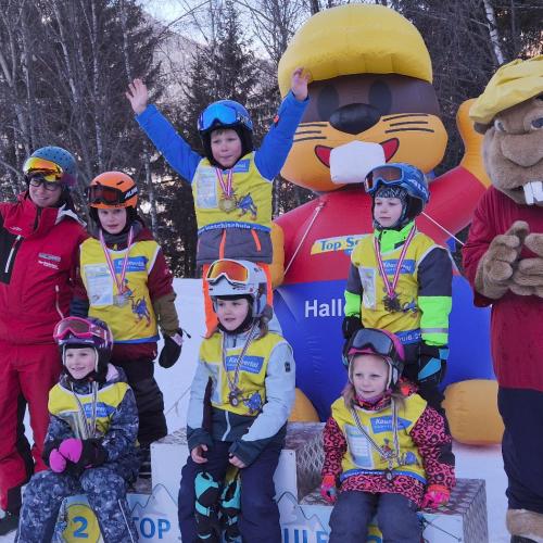 Kinder bei der Siegerehrung