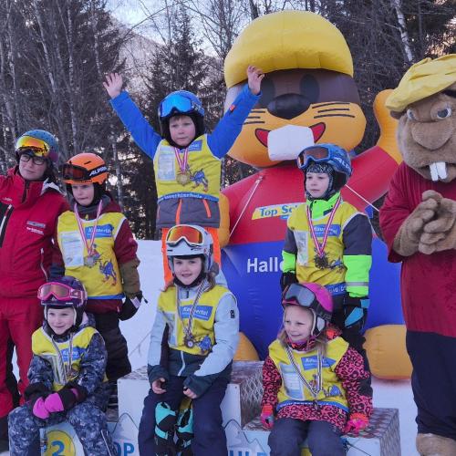 Kinder bei der Siegerehrung