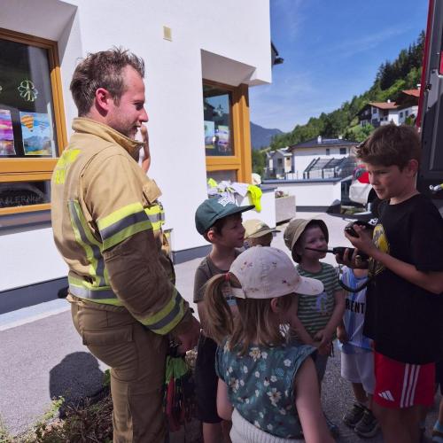 Kinder mit Funk